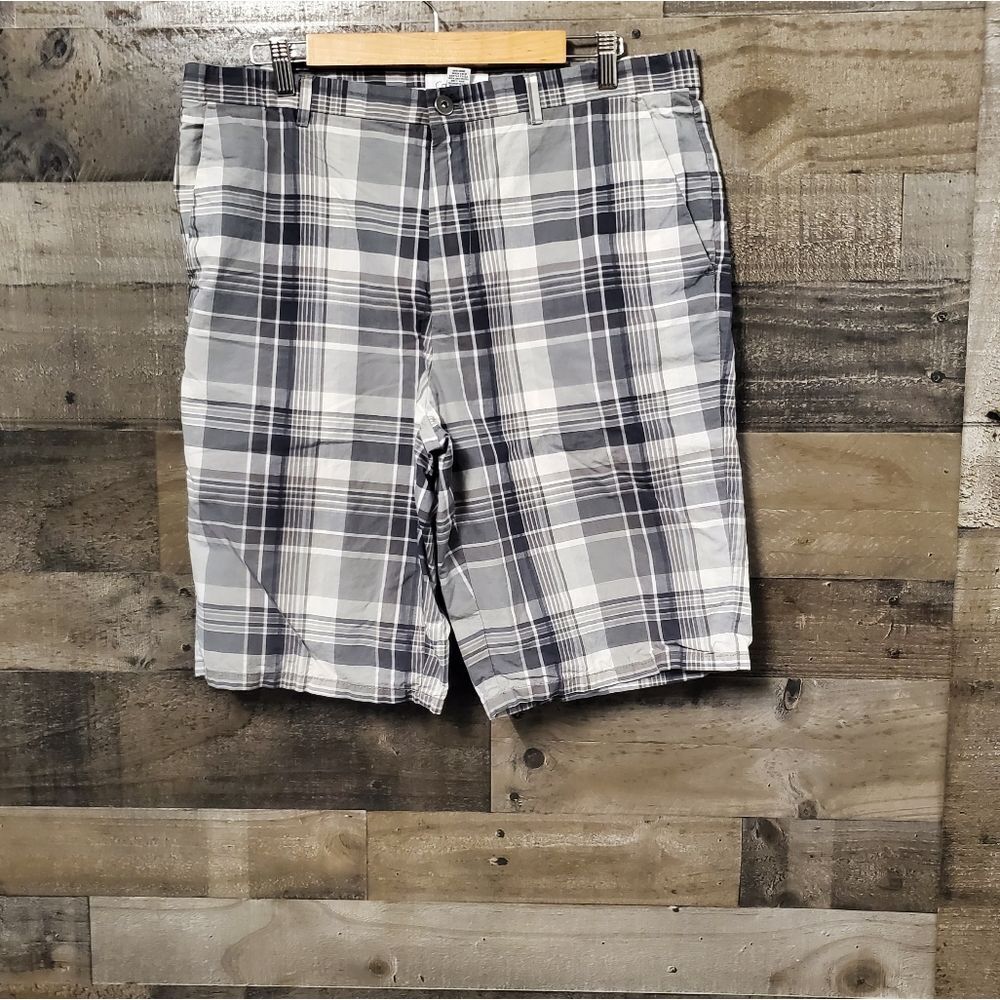 Calvin Klein men's shorts 36